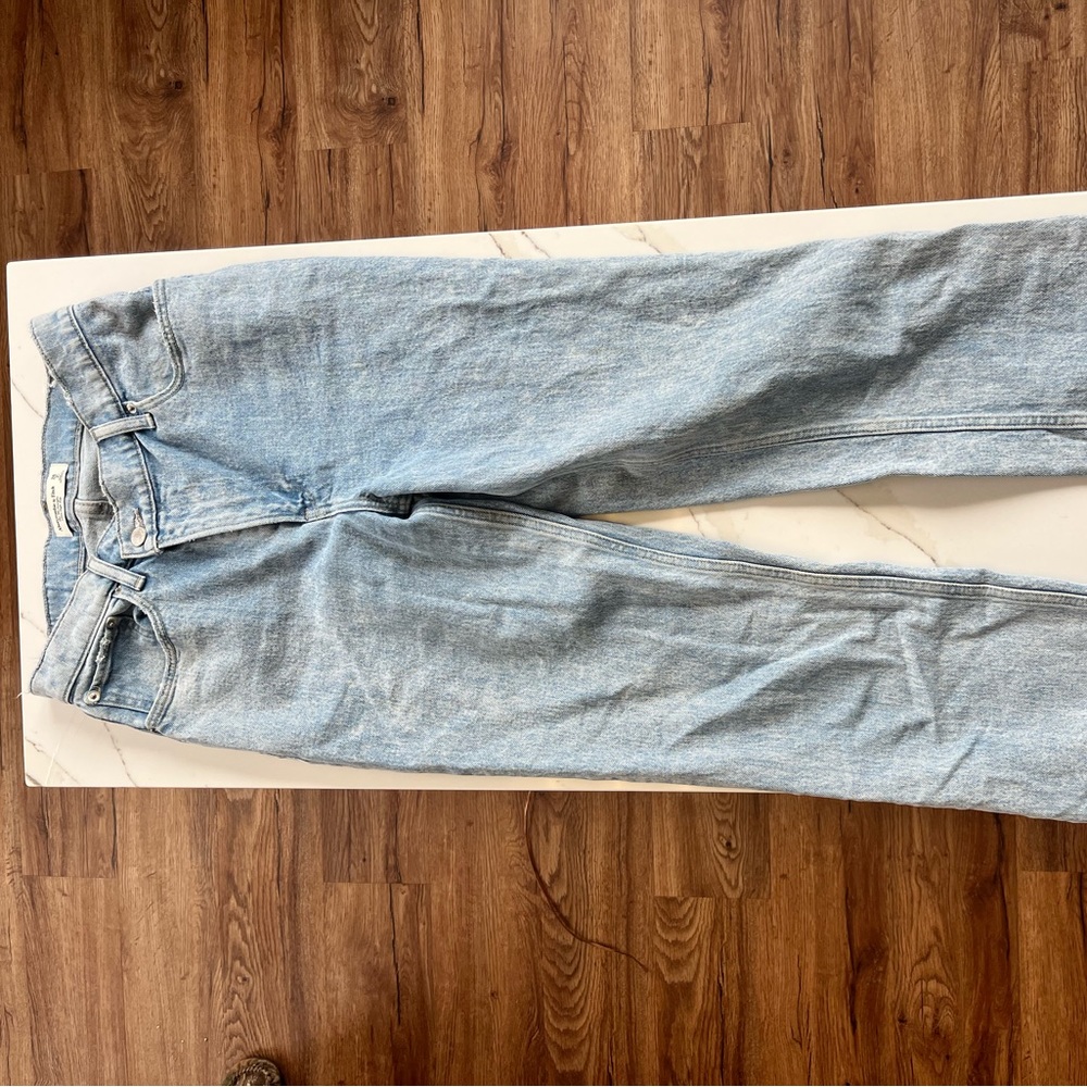 Abercrombie jeans